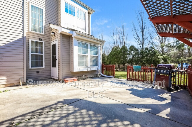 Building Photo - 1 Elkington Dr