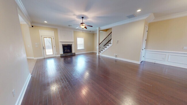 Building Photo - 170 S Charleson Crossing