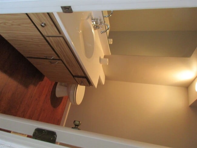 Building Photo - 2 br, 1.5 bath Condo - 1183 Bethel Rd