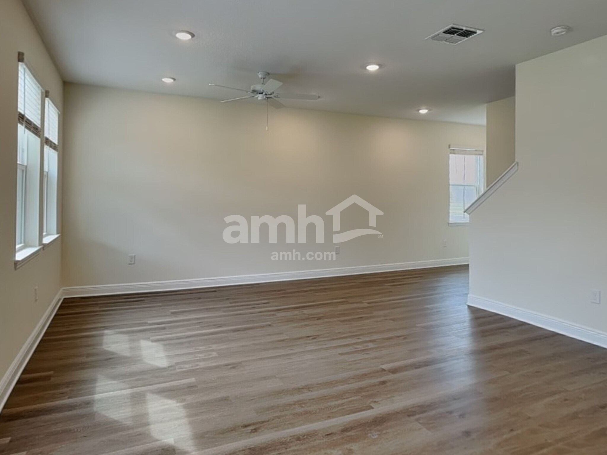 Building Photo - 5939 Sycamore Pl St