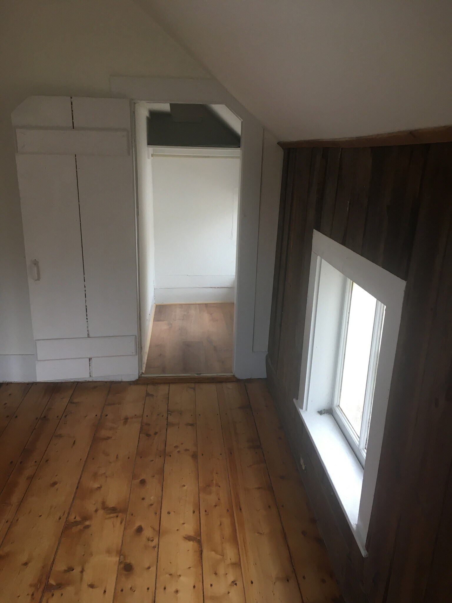 Small Bedroom & closet - 468 Union St