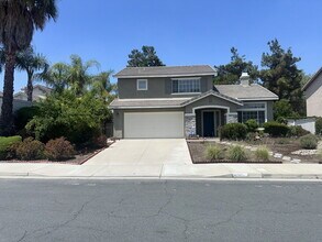 Building Photo - "Charming Riverside Retreat: Spacious 3-Be...