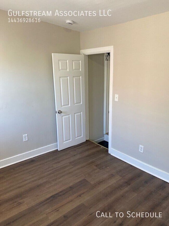 Building Photo - 1817 McHenry St