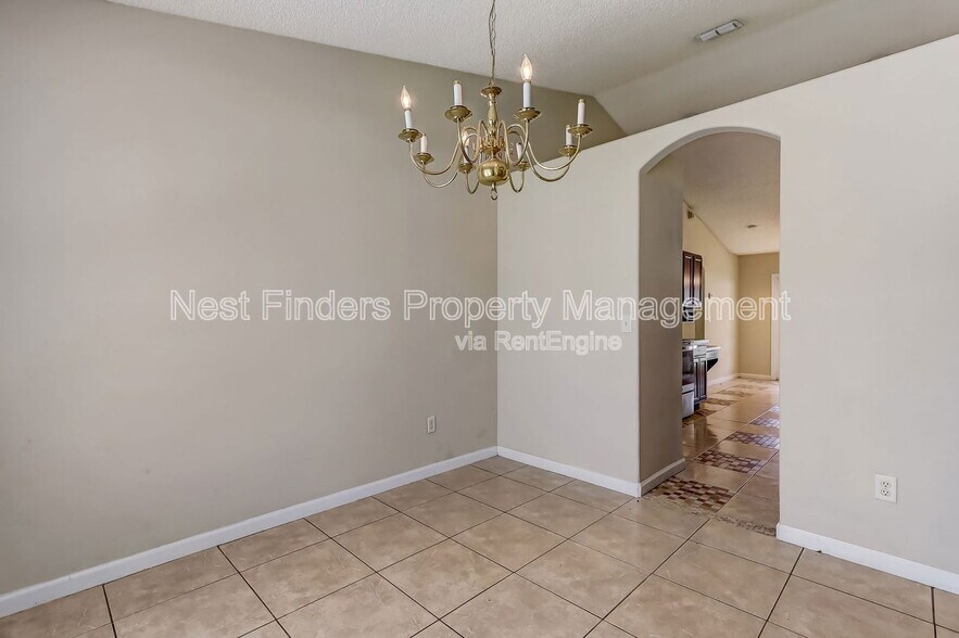 Building Photo - 9703 Cedar Ridge Dr W