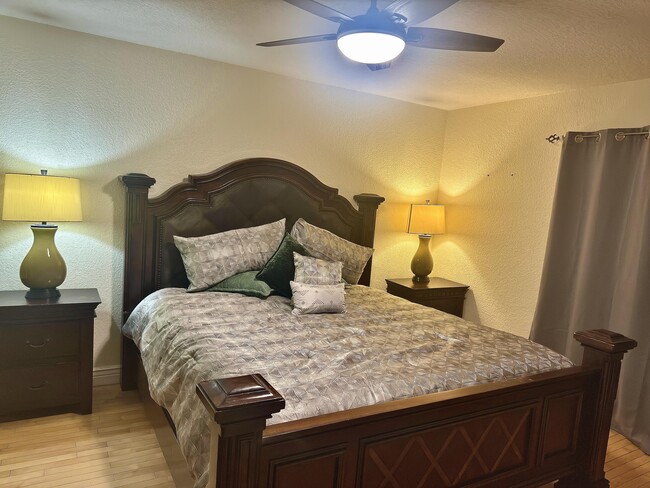 Building Photo - 1622 S Club Dr