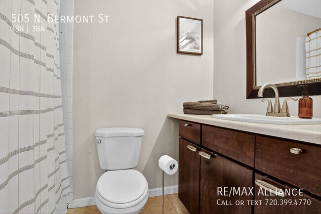Building Photo - 505 Bermont St