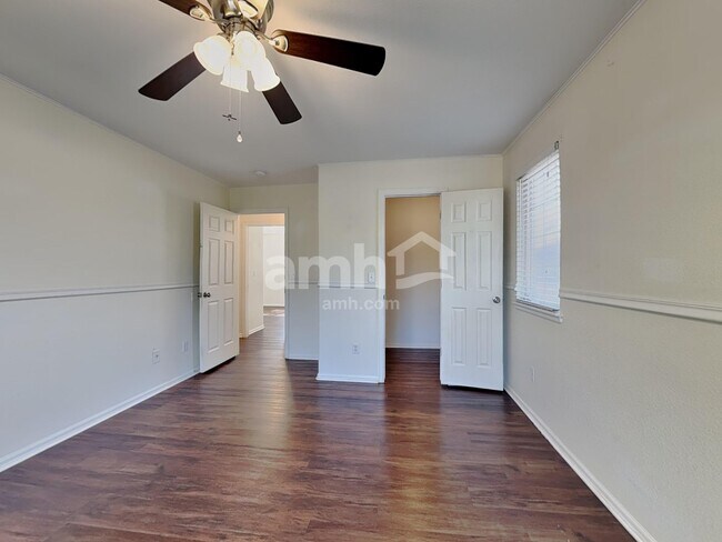 Building Photo - 13656 Adams St