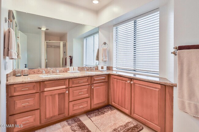 Building Photo - 1208 Westlake Blvd