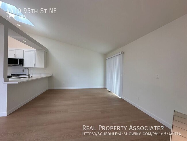 Building Photo - 4410 95th St NE