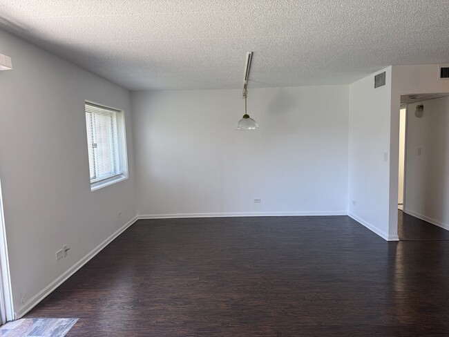 Building Photo - 3220 Sanders Rd