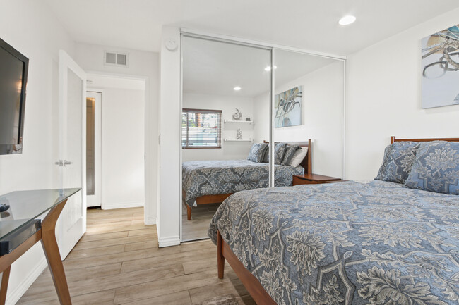 Downstairs Bedroom - 1107 Woodbury Dr