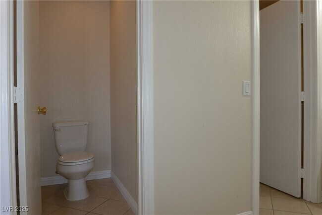 Building Photo - 5258 Cedar Bridge Ct