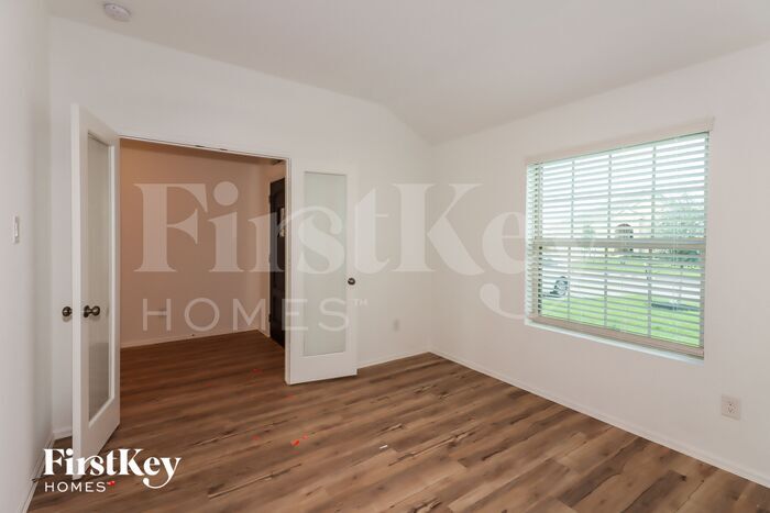 Building Photo - 7727 Jasmine Chase Dr