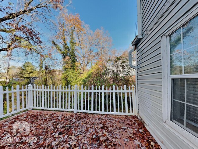 Building Photo - 4729 Stillwood Cove