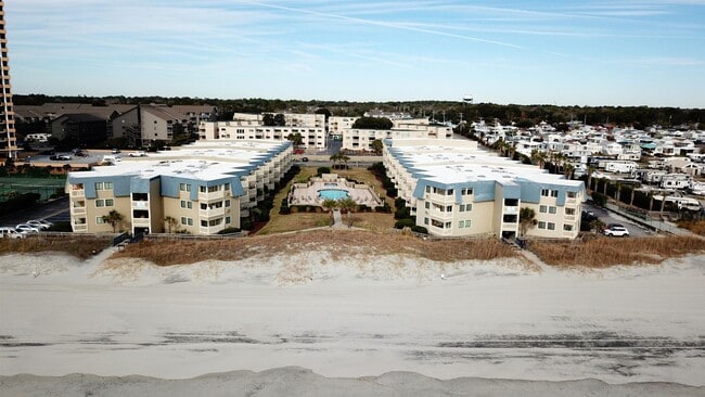 Building Photo - 9660 Shore Dr