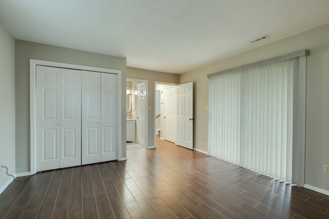Building Photo - 205 Chota View Cir