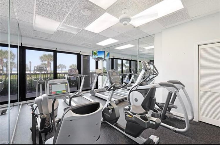 Building Photo - 100 N Collier Blvd