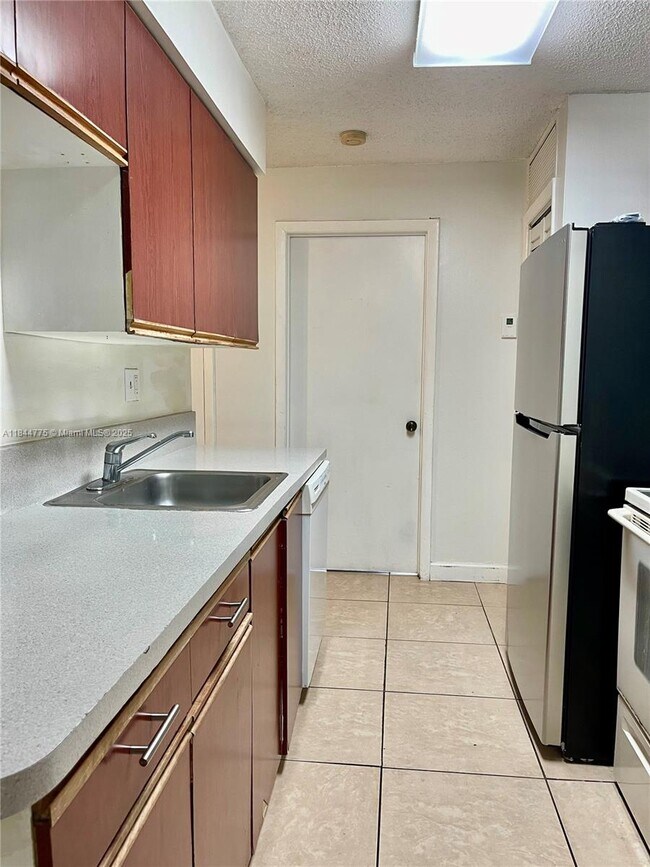 Building Photo - 6725 NW 174th Terrace
