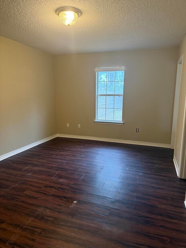 Building Photo - 2369 Andorra St