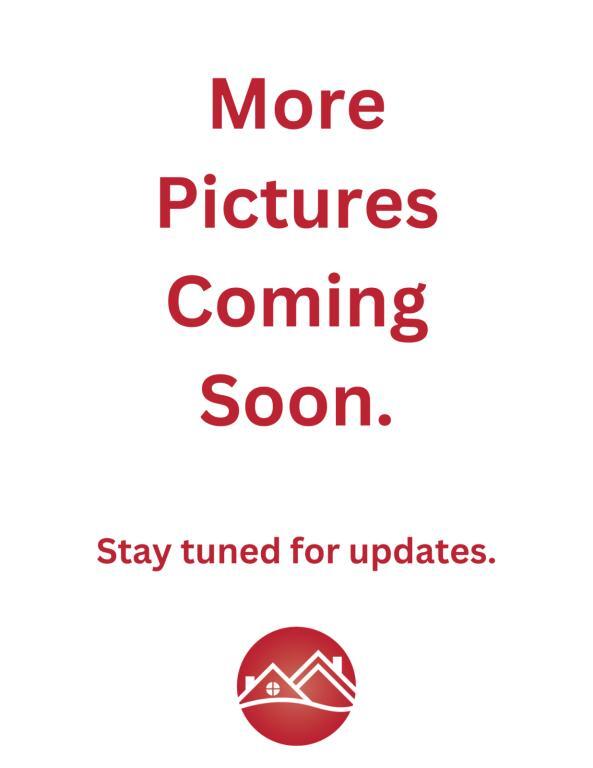 Building Photo - 2460 Mountain Dr