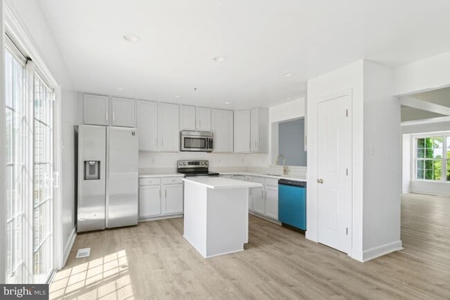 Building Photo - 1109 Pomelo Ct