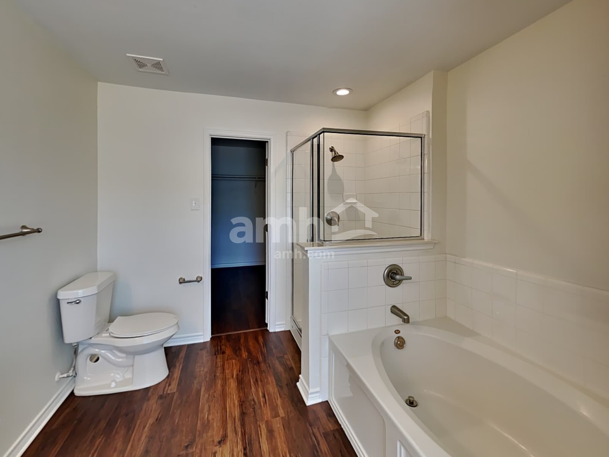 Building Photo - 1339 Flagstone St