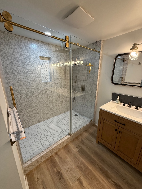 Building Photo - 5502 E L St