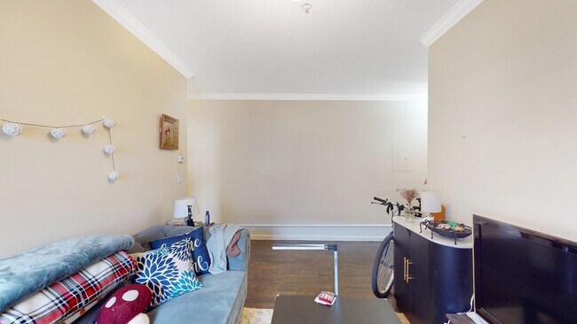 Primary Photo - 712 Shawmut Ave