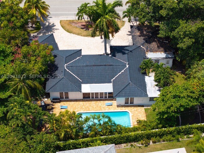 Building Photo - 1308 Seabreeze Blvd