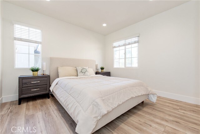 Building Photo - 94 Chantilly