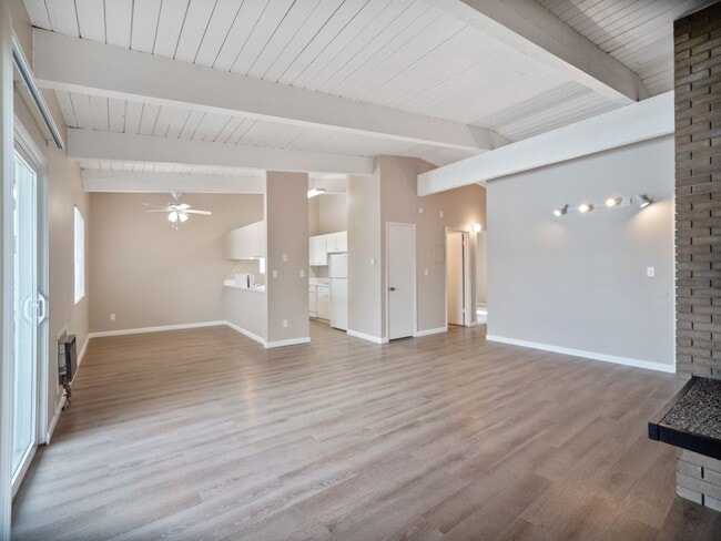 Building Photo - RENOVATED 2BD/1BA MILLWOOD APARTMENT | A/C | COVERED PARKING | PET FRIENDLY | AVAIL 5/1/26