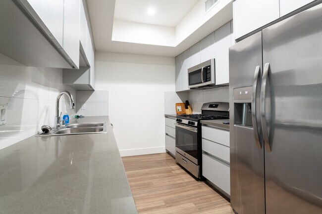 Floorplan - 1515 Colby Ave