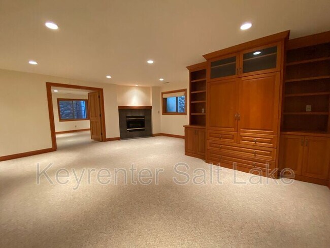 Building Photo - 2178 Netties Pl