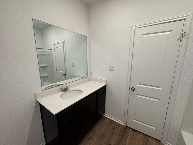 Building Photo - 502 Thunderstorm Ave