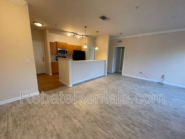 Building Photo - 8290 Gate Pkwy W