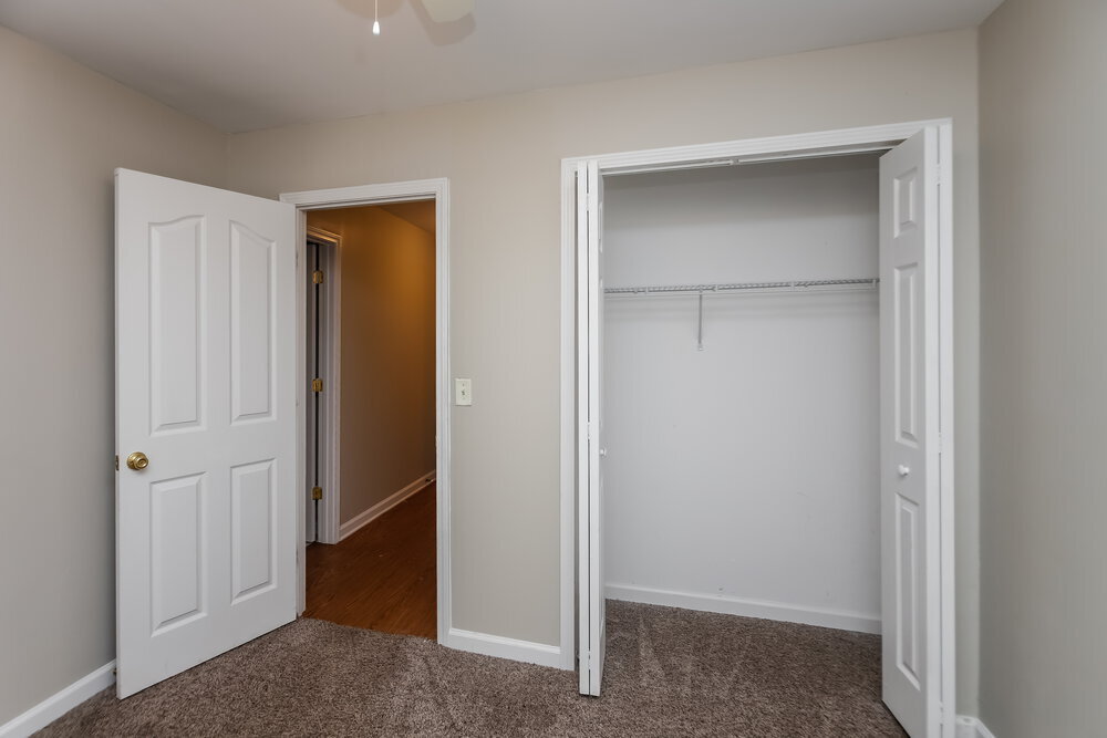 Building Photo - 6621 Killington Ct