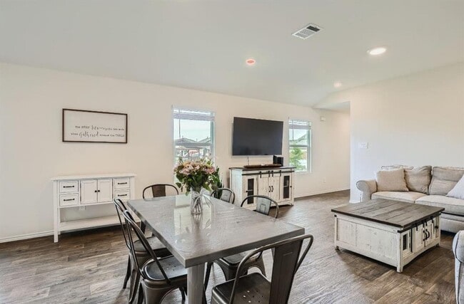 Building Photo - 259 Levi Lndg