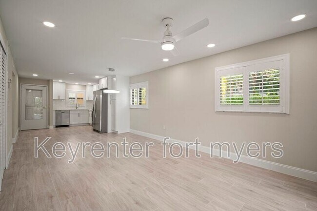 Building Photo - 16380 Dublin Cir