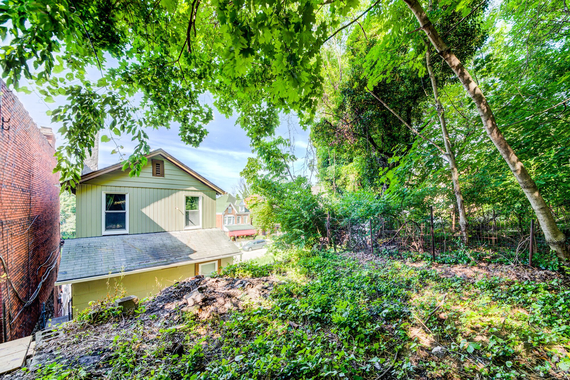 Building Photo - 1155 South Ave