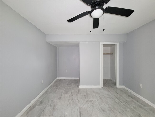 Building Photo - 5103 Karu Dr