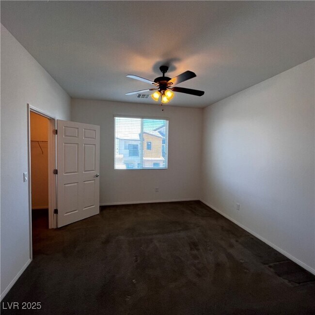Building Photo - 1192 Via Dimartini