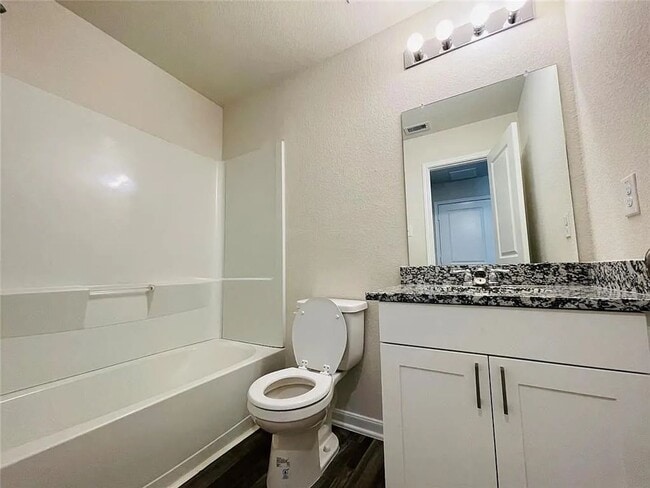 Building Photo - Beautiful New 2 story home in the gated Ce...