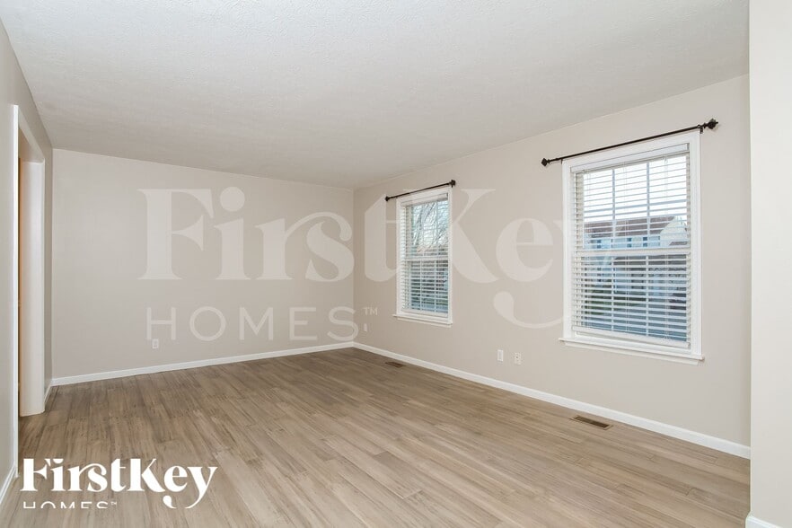 Building Photo - 410 Meadow Springs Dr