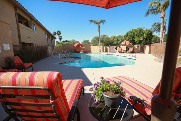 Building Photo - The Fountains at Lake Pleasant