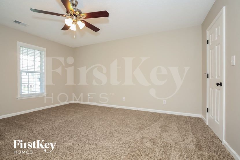 Building Photo - 623 Sunset Ridge Ln