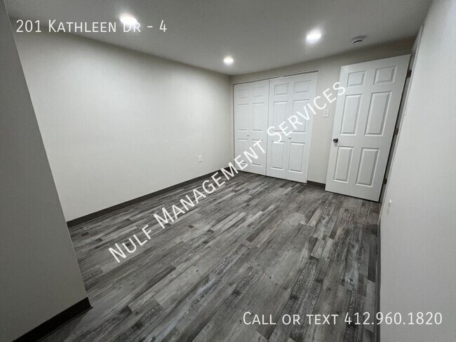 Building Photo - 201 Kathleen Dr