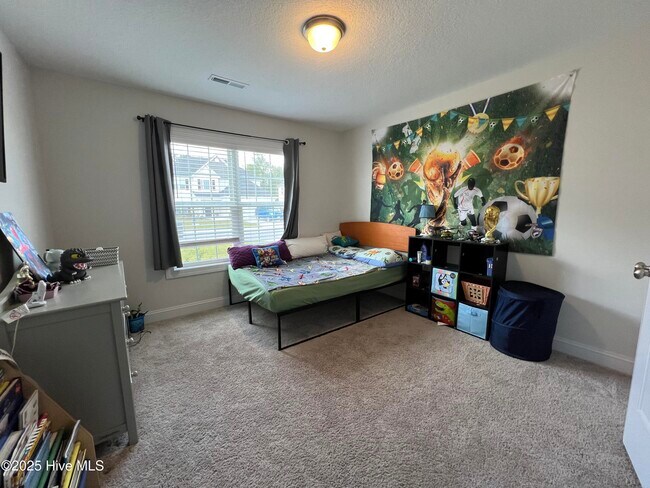 Building Photo - 629 Indigo Johnston Dr