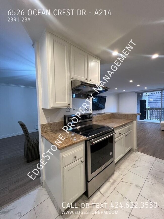 Building Photo - 6526 Ocean Crest Dr