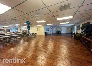 Building Photo - 2 br, 1.5 bath Condo - 425 30th Avenue Wes...