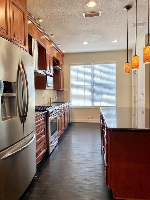 Building Photo - 10503 Chilmark Way